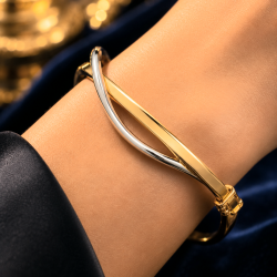 Pre Owned 9ct Two Tone Bangle ZB880